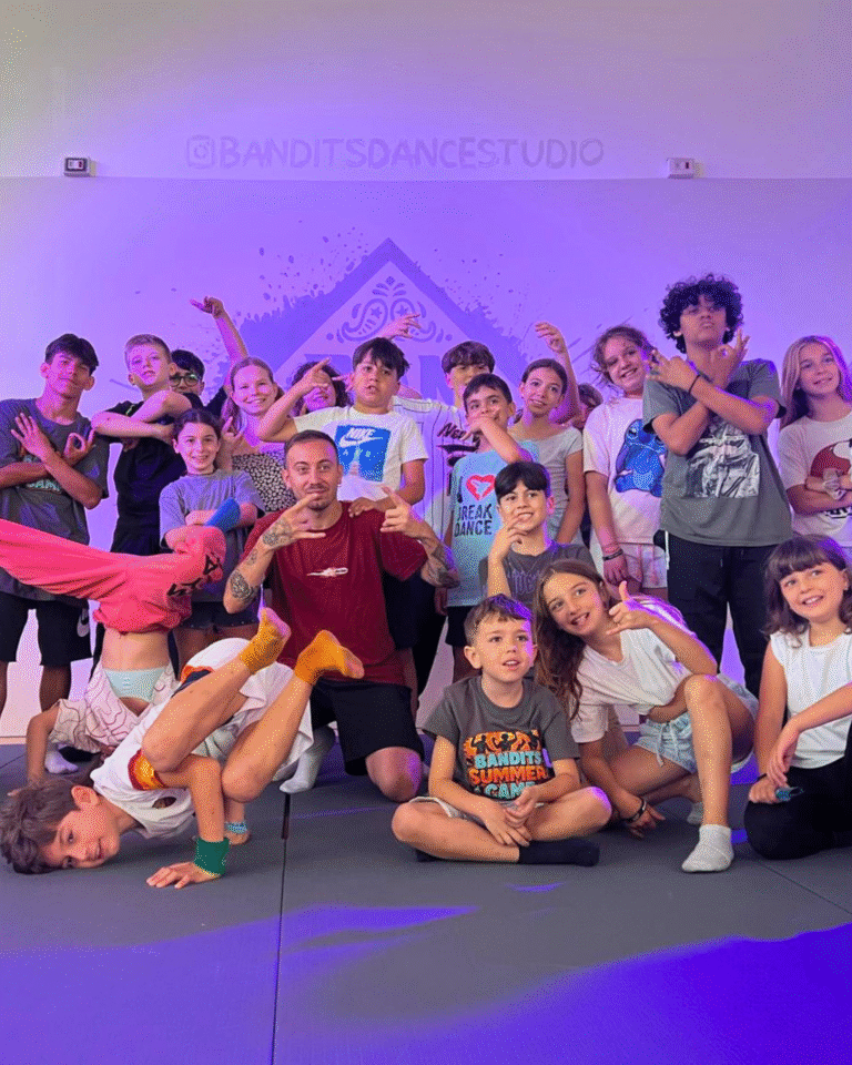 Scuola di Danza in Zona Navigli 9 Ragioni per Sceglierne UNA